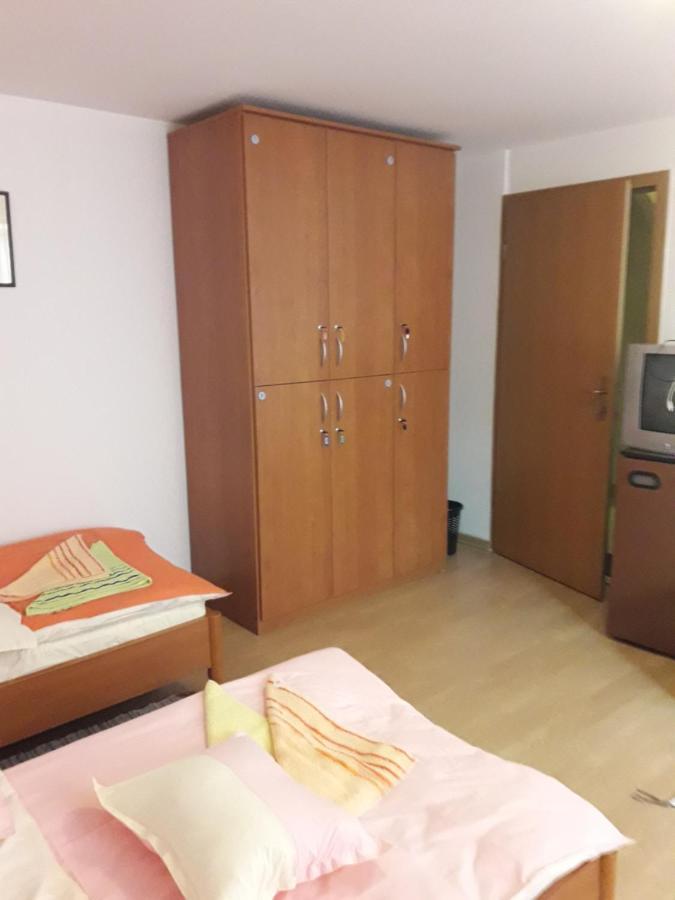 Hostel Piero Любляна Экстерьер фото